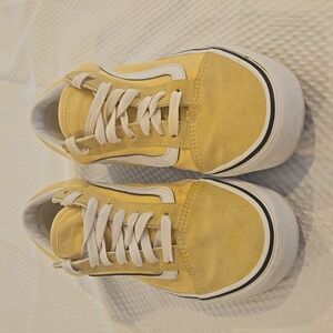 Vans Old Skool Sneakers in Pale Yellow and White